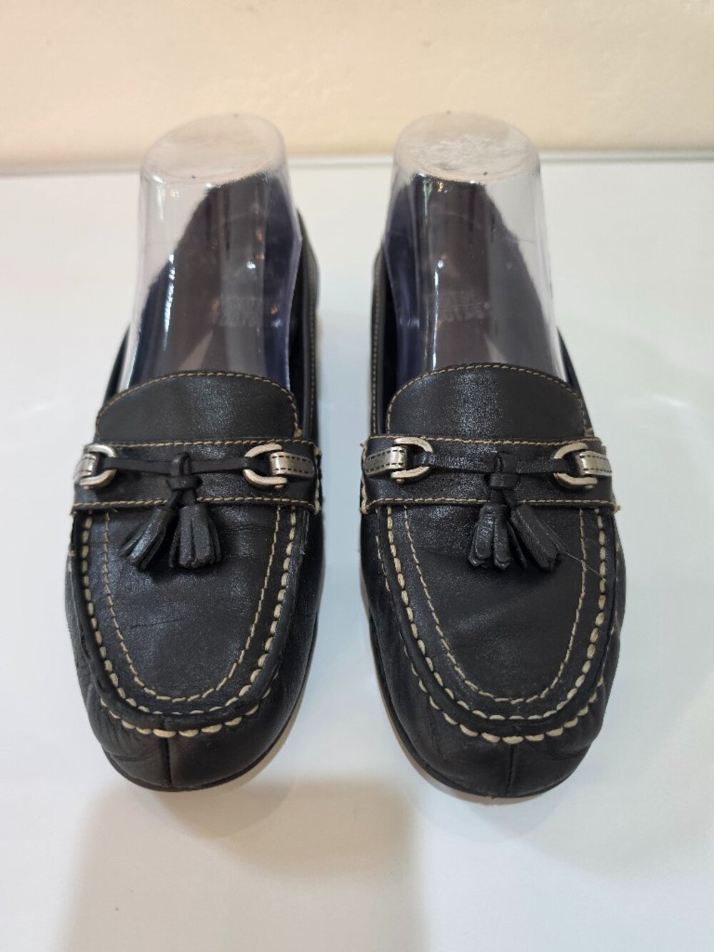 Mootsies Tootsies MOTRUEGRIT Black Leather Tassel Loafers 8M